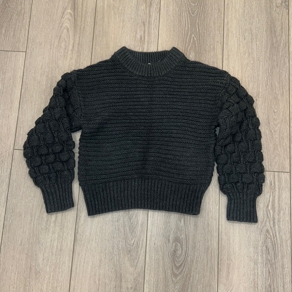 Nordstrom S rack thick knitted sweater with bubble sleeves
